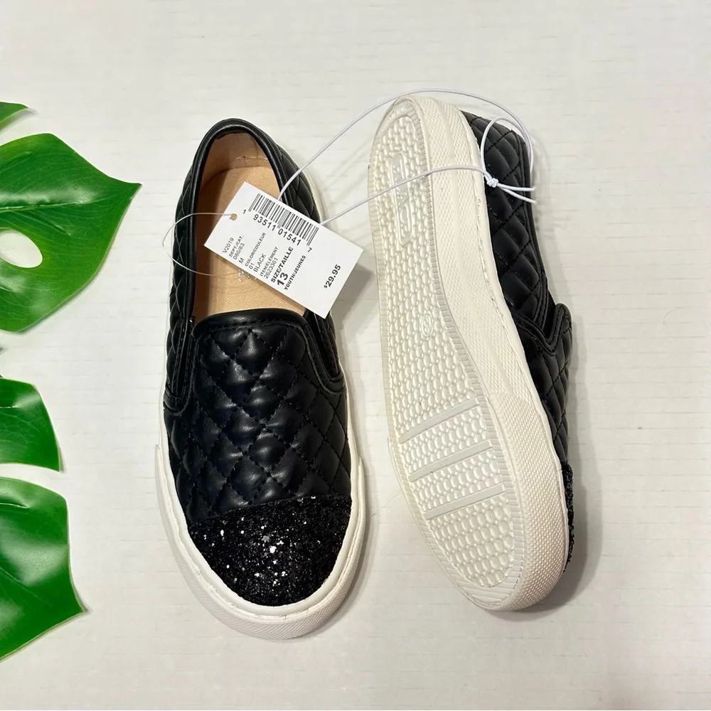 Children’s Place Girl Slip On Black Glitter Flats NEW